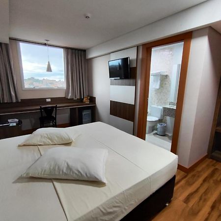 טולדו Hotel Maestro Executive Toledo מראה חיצוני תמונה